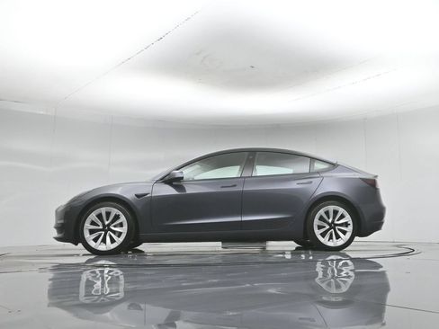 Used 2023 Tesla Model 3 Standard Range RWD image 6