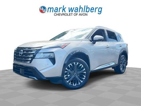 Used 2026 Nissan Rogue Platinum w/ Platinum Premium Package AWD/4WD image 1