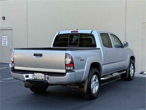 Used 2011 Toyota Tacoma PreRunner w/ TRD Sport Pkg w/JBL Audio RWD image 5