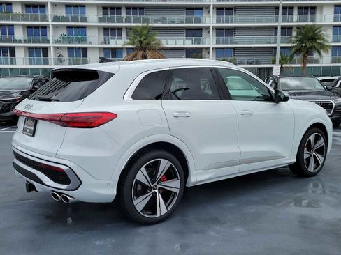 New 2026 Audi SQ5 Premium Plus image 6