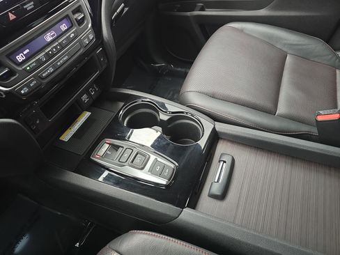 Used 2021 Honda Ridgeline Black Edition image 24