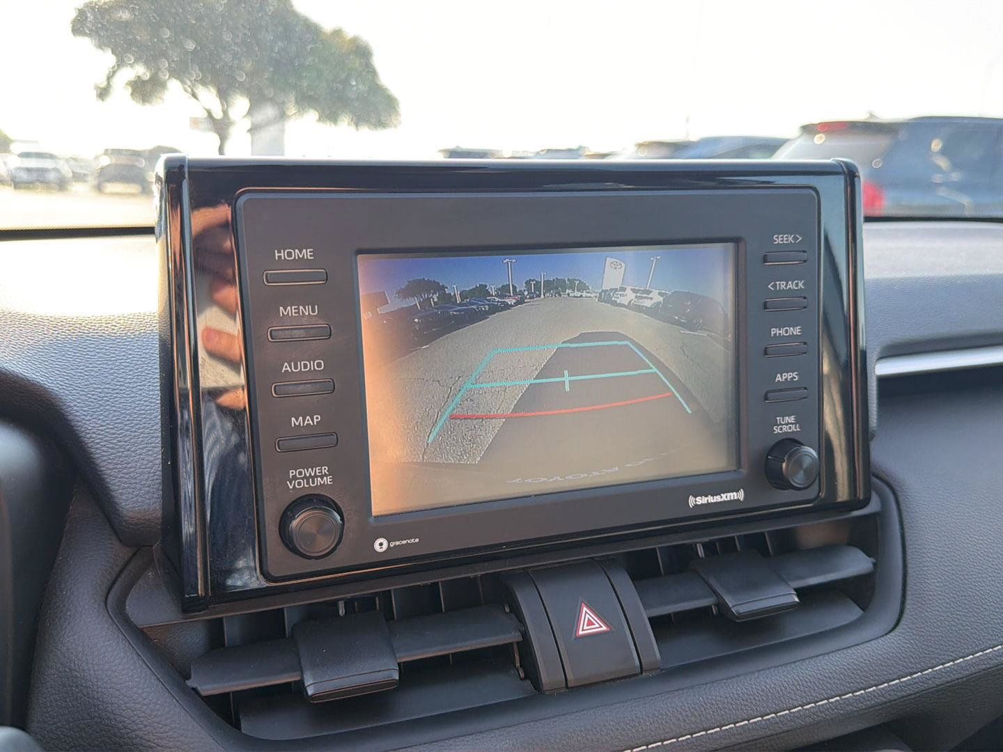 Certified 2022 Toyota RAV4 XLE FWD image 28