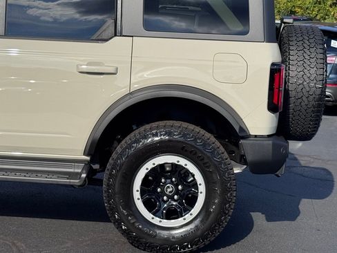 New 2025 Ford Bronco Outer Banks w/ Sasquatch Package image 41