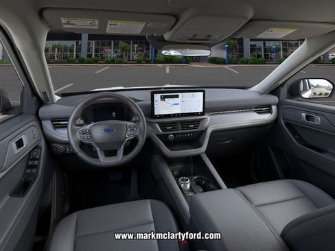 New 2026 Ford Explorer Active w/ Active Comfort Package RWD image 9