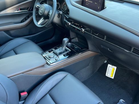 Used 2025 MAZDA CX-30 2.5 Turbo w/ Premium Package image 18