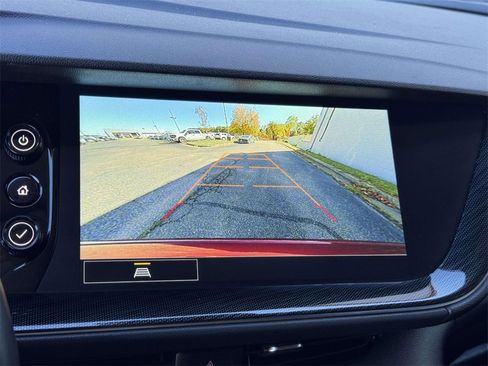 Used 2023 Buick Envision Preferred image 4