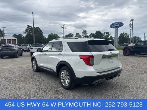 Certified 2022 Ford Explorer Limited w/ Equipment Group 301A RWD image 3