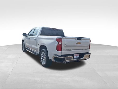 Used 2025 Chevrolet Silverado 1500 LTZ w/ LTZ Premium Package image 11