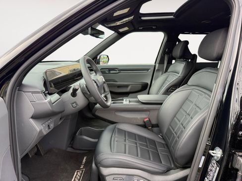 New 2026 Kia EV9 Land w/ Nightfall Edition Package image 10