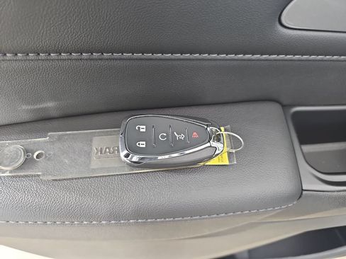 Used 2023 Chevrolet Traverse LT w/ LPO, Floor Liner Package AWD/4WD image 43