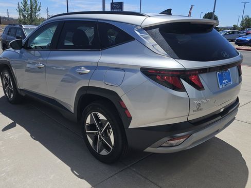 Used 2025 Hyundai Tucson SEL AWD/4WD image 23