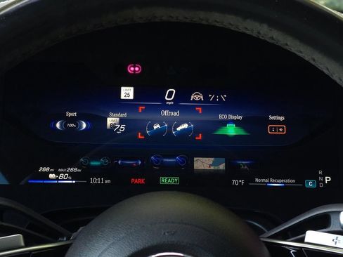 Used 2023 Mercedes-Benz EQS 580 4MATIC SUV image 44