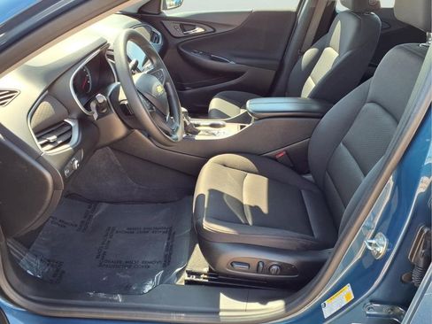 Used 2024 Chevrolet Malibu LT FWD image 20