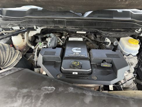 Used 2024 RAM 2500 Big Horn AWD/4WD image 31