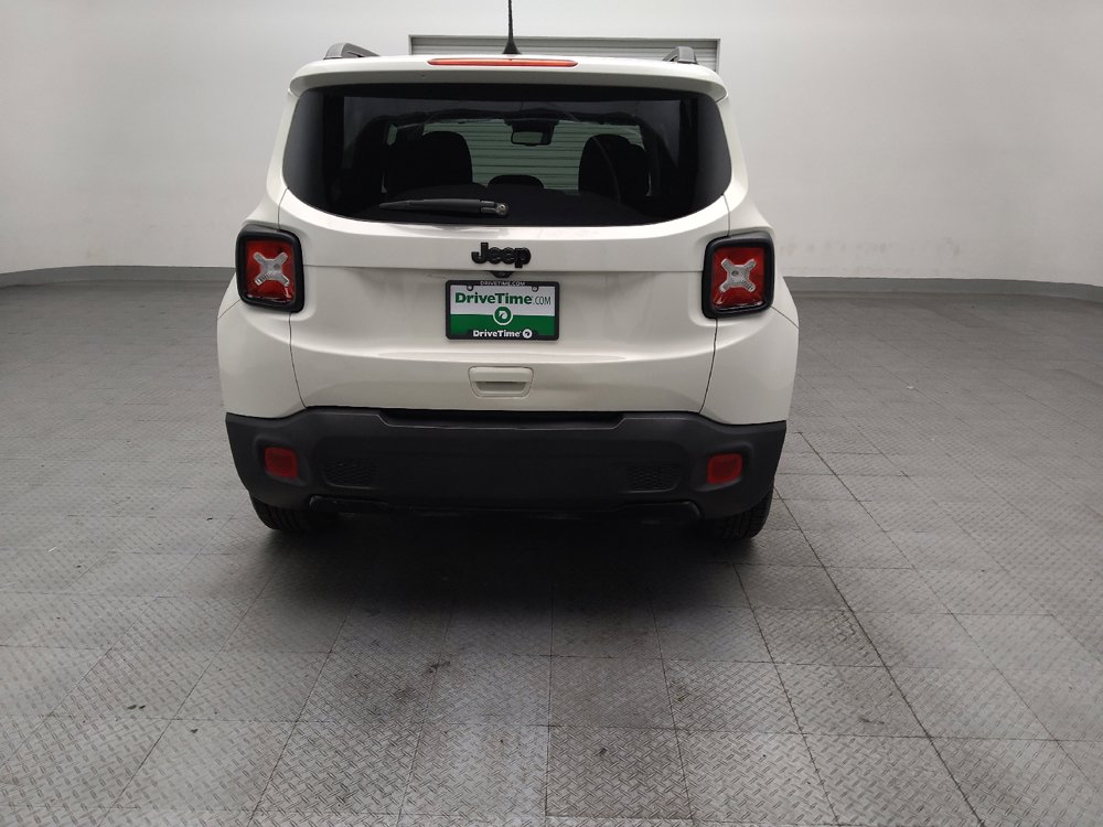Used 2020 Jeep Renegade Altitude FWD image 7