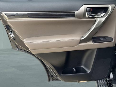 Certified 2020 Lexus GX 460 Premium w/ Premium Package AWD/4WD image 12