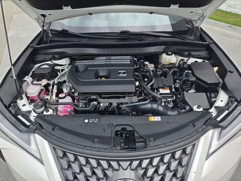 Used 2025 Lexus UX 300h FWD w/ Accessory Package (Z2) image 19
