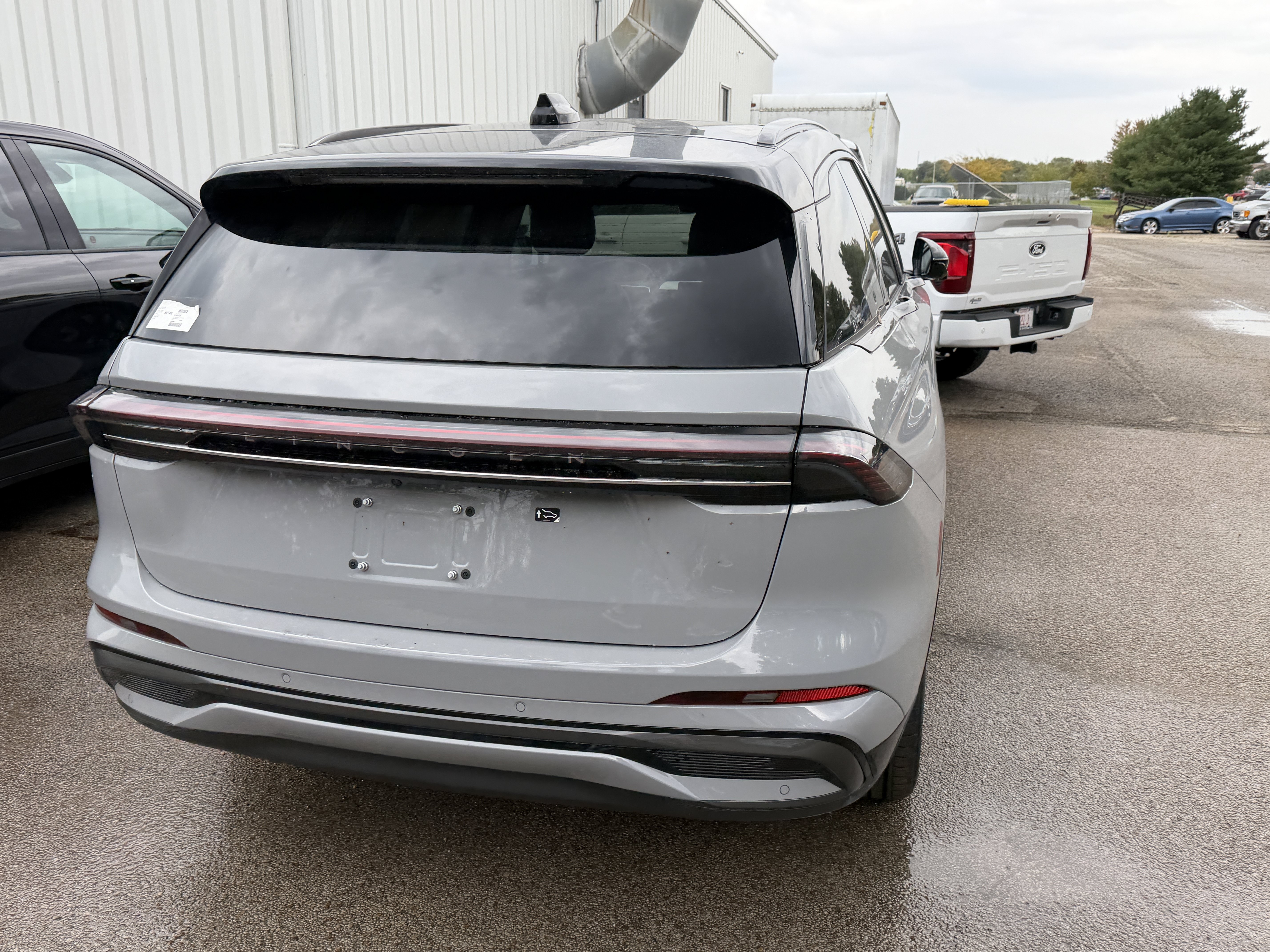 New 2026 Lincoln Nautilus Reserve w/ Jet Appearance Package AWD/4WD image 12