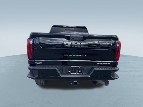 New 2026 GMC Sierra 2500 Denali Ultimate image 7