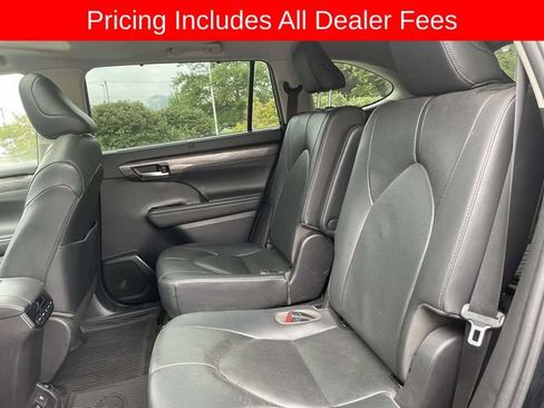 Used 2020 Toyota Highlander Limited AWD/4WD image 17