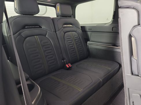 Used 2024 Rivian R1S Adventure AWD/4WD image 25