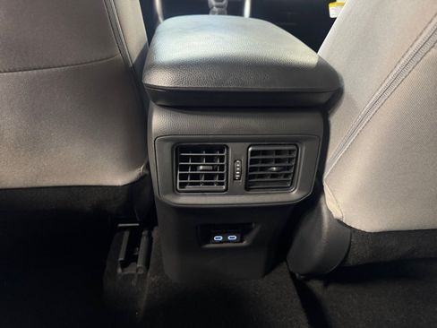 Certified 2025 Toyota RAV4 XLE w/ Convenience Package FWD image 32