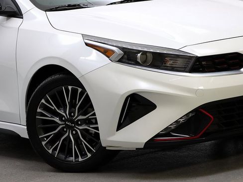 Used 2024 Kia Forte GT-Line image 3