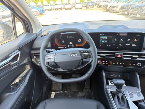 New 2026 Kia Sportage EX image 14