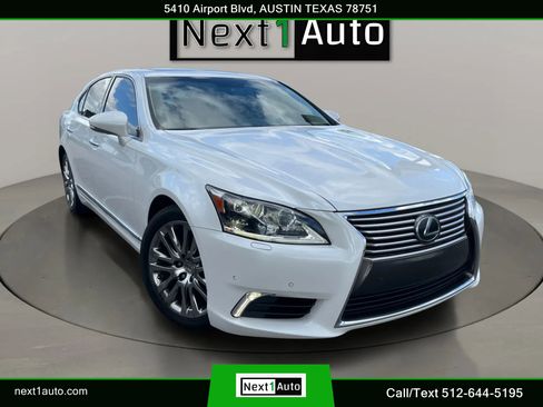 Used 2016 Lexus LS 460 w/ Comfort Package RWD image 3