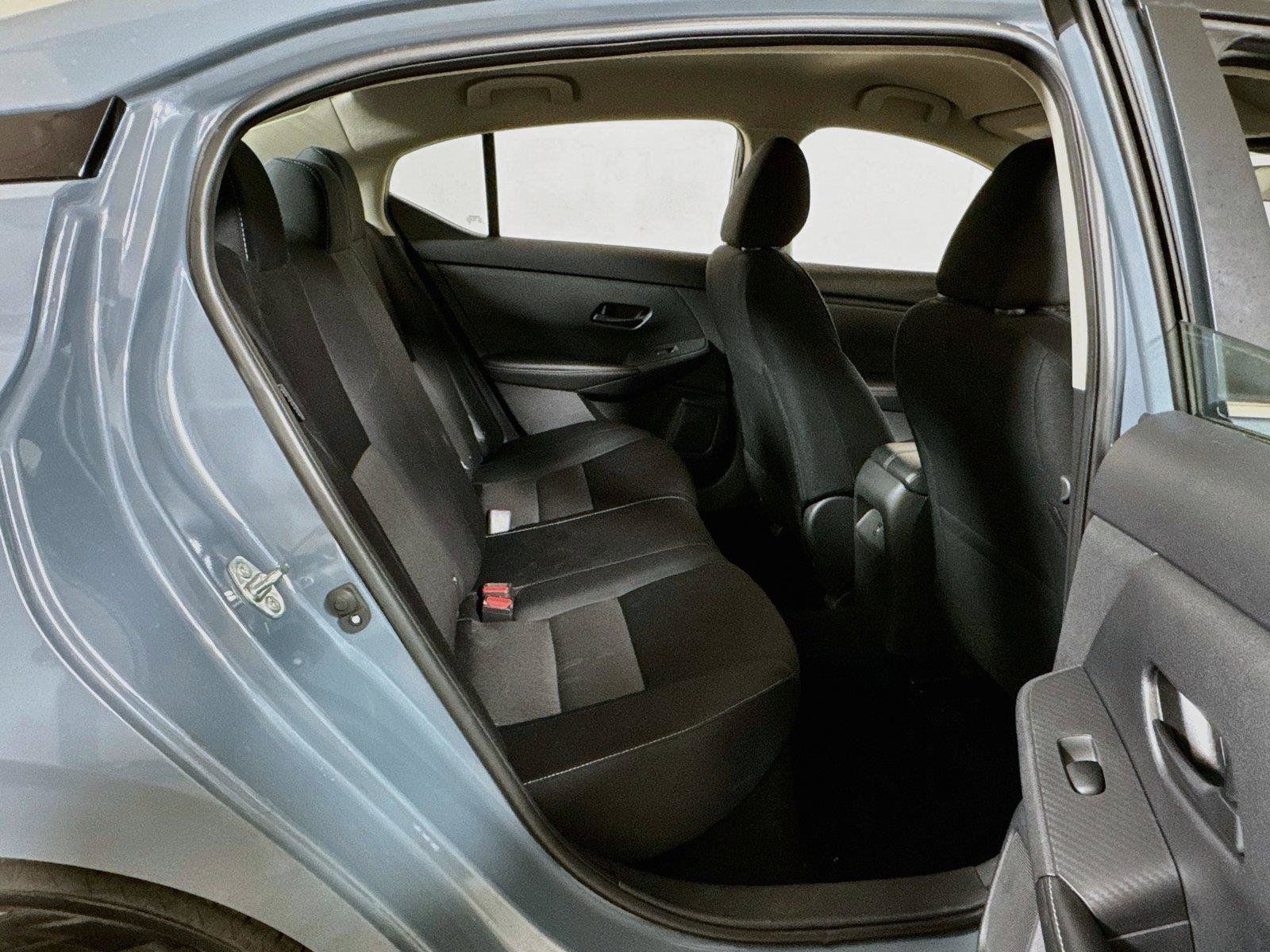 Used 2025 Nissan Sentra SV FWD image 23