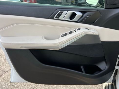 Used 2019 BMW X5 xDrive40i w/ Convenience Package image 37