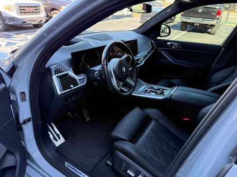 Used 2024 BMW X5 xDrive40i w/ M Sport Package image 14