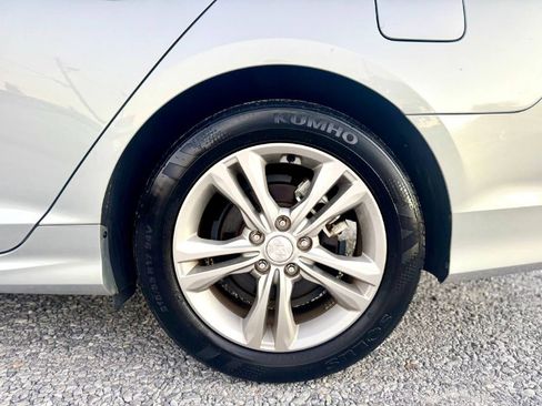 Used 2018 Hyundai Sonata SEL w/ Tech Package 02 image 7