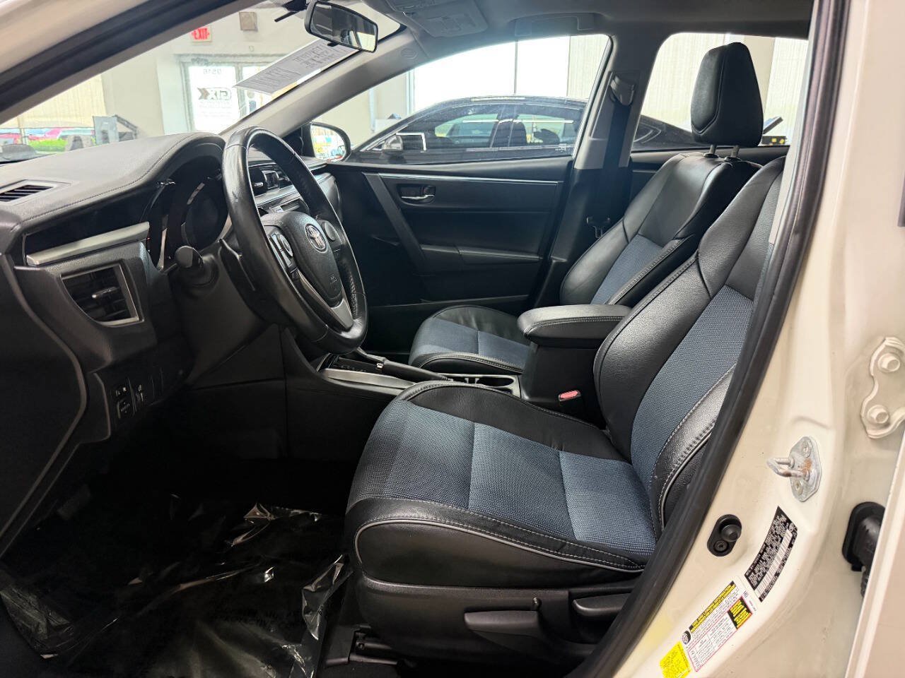 Used 2016 Toyota Corolla S FWD image 11