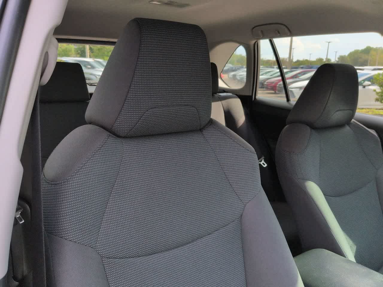 Certified 2021 Toyota RAV4 LE FWD image 7