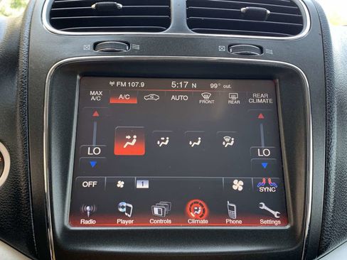 Used 2015 Dodge Journey SXT w/ Flexible Seating Group image 19