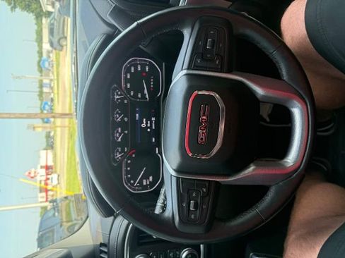 Used 2021 GMC Sierra 1500 Elevation image 44