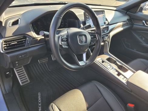 Used 2022 Honda Accord Sport image 9