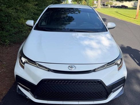 Used 2020 Toyota Corolla SE FWD image 4