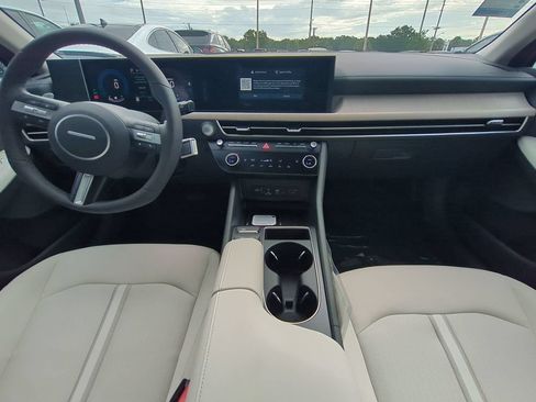 New 2026 Hyundai Sonata SEL FWD image 16