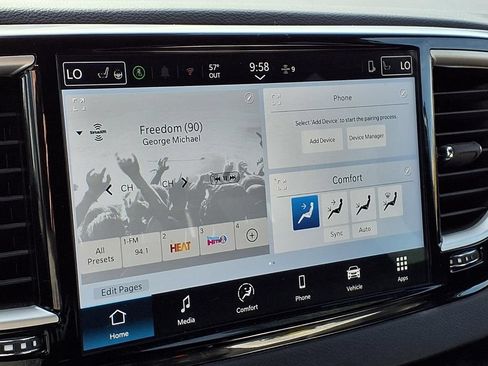Used 2026 Chrysler Pacifica Select FWD image 22