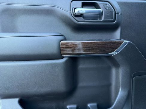 Used 2021 GMC Sierra 1500 Elevation image 12