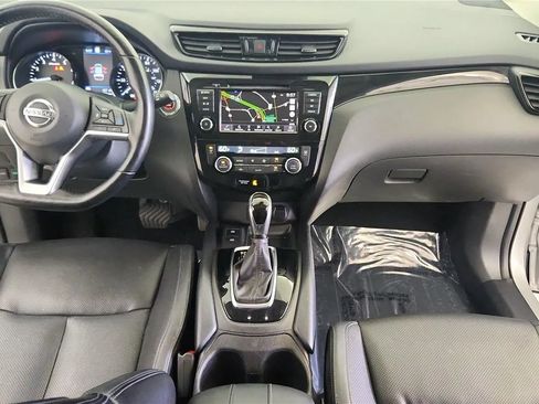 Used 2022 Nissan Rogue Sport SL AWD/4WD image 35