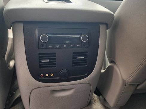 Used 2013 Chevrolet Avalanche LTZ AWD/4WD image 16