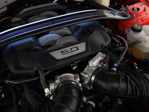 Used 2025 Ford Mustang GT Premium w/ GT Performance Package RWD image 33