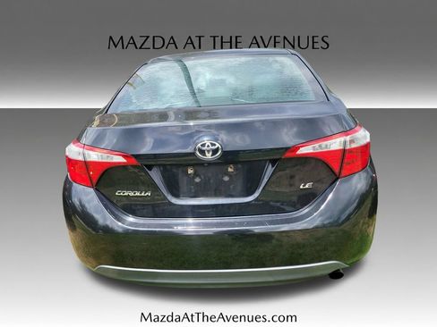 Used 2016 Toyota Corolla LE FWD image 16