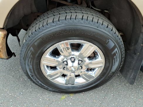 Used 2012 Ford F150 Lariat w/ Lariat Chrome Pkg AWD/4WD image 11