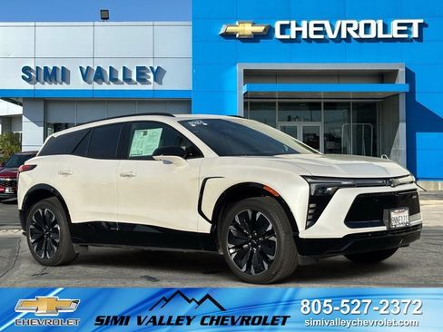 Certified 2024 Chevrolet Blazer EV RS RWD image 1