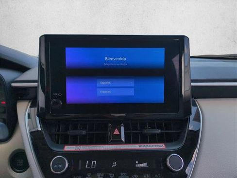Certified 2025 Toyota Corolla Cross LE FWD image 14