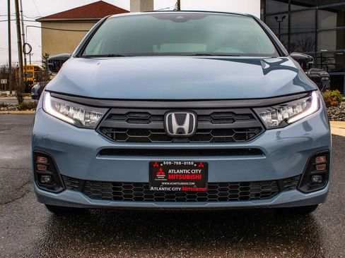 Used 2025 Honda Odyssey Sport-L image 2